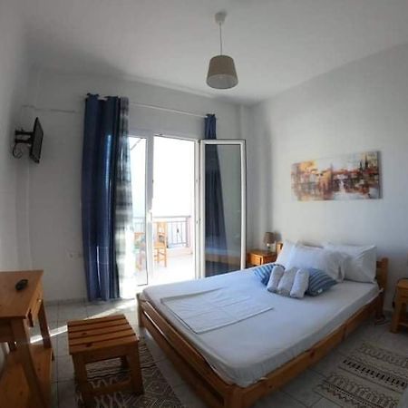 Magdalinos Apartments Nea Skioni Exteriör bild